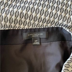 Ann Taylor Black and White Pattern Work Skirt